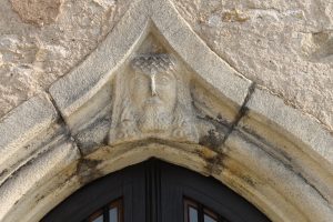 Portal, Schlussstein mit Christuskopf