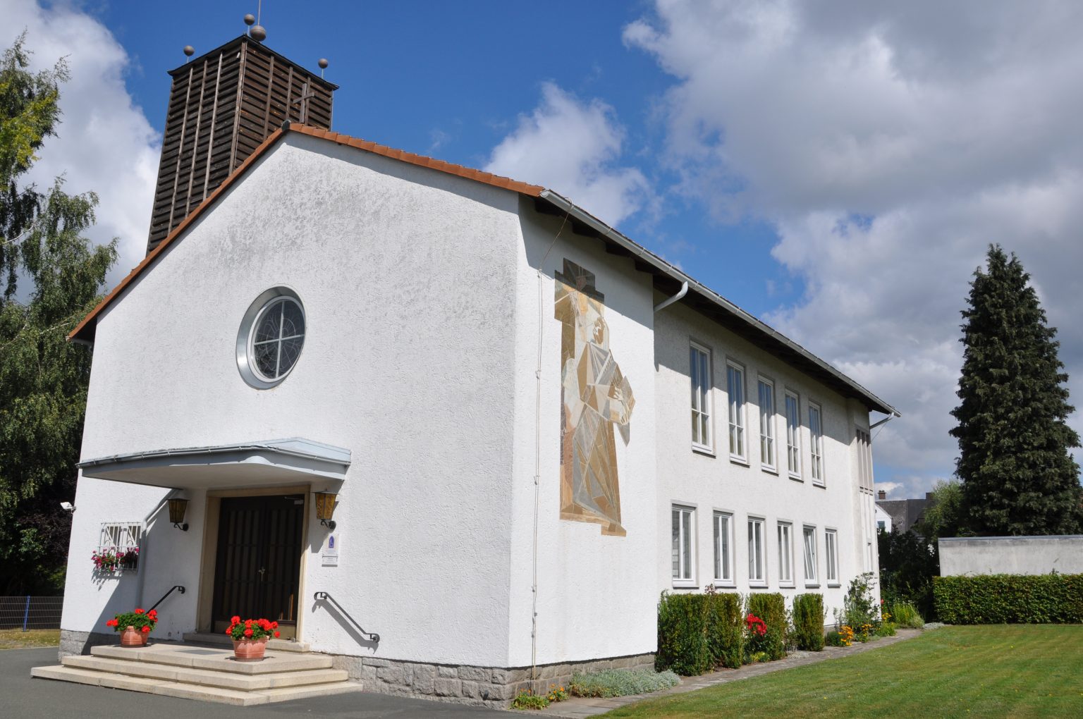 MartinLutherKirche EvangelischLutherische Kirchengemeinde Rehau